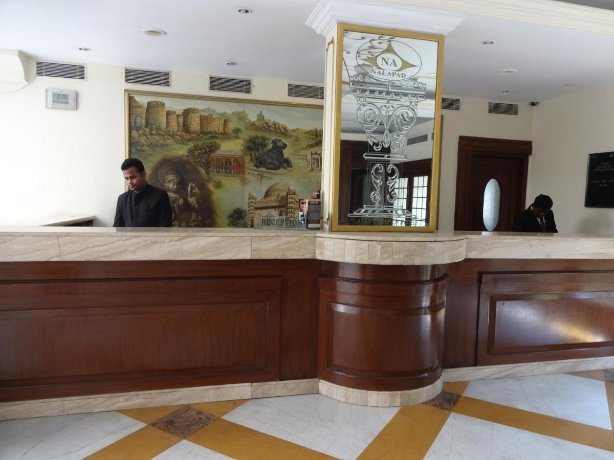 Nalapad'S Hotel Bangalore International Bagian luar foto