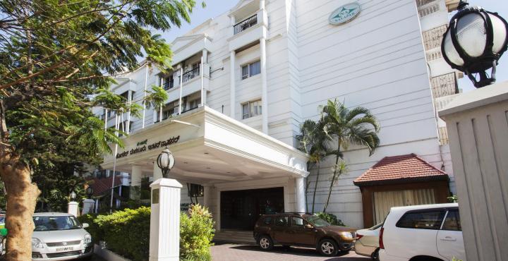 Nalapad'S Hotel Bangalore International Bagian luar foto