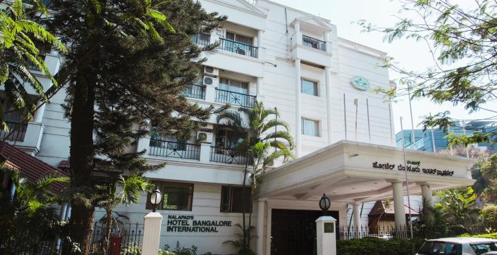 Nalapad'S Hotel Bangalore International Bagian luar foto