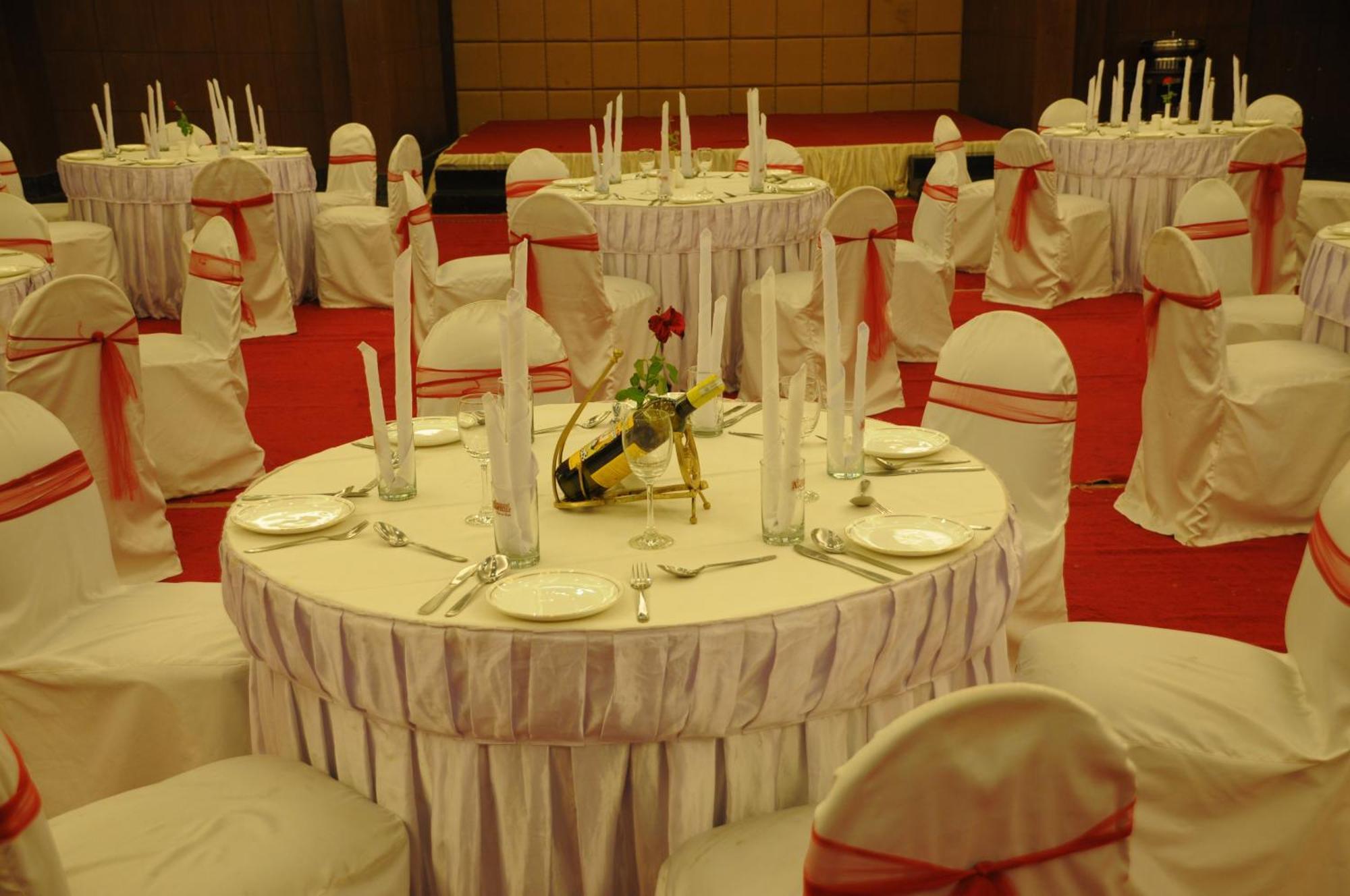 Nalapad'S Hotel Bangalore International Bagian luar foto