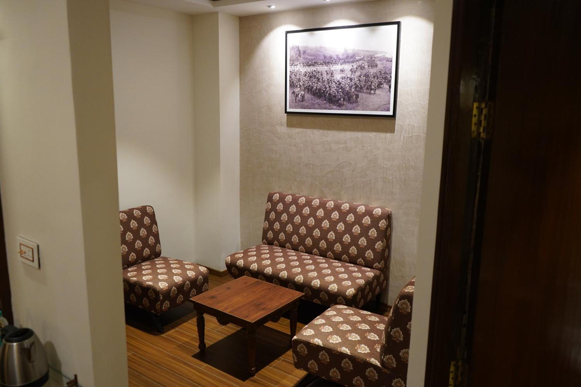 Nalapad'S Hotel Bangalore International Bagian luar foto