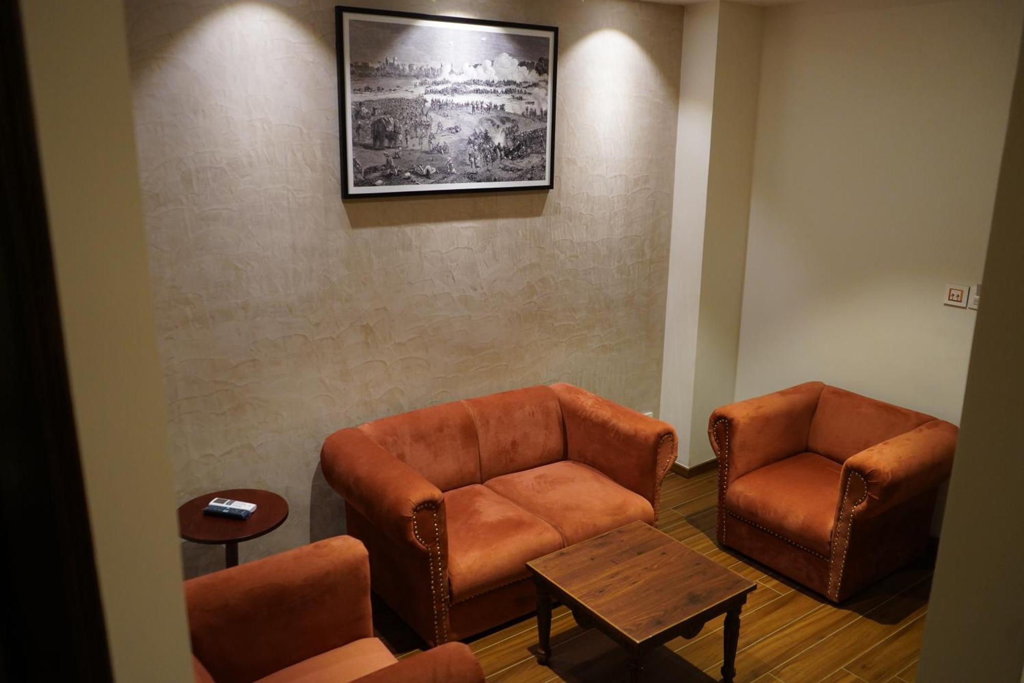 Nalapad'S Hotel Bangalore International Bagian luar foto