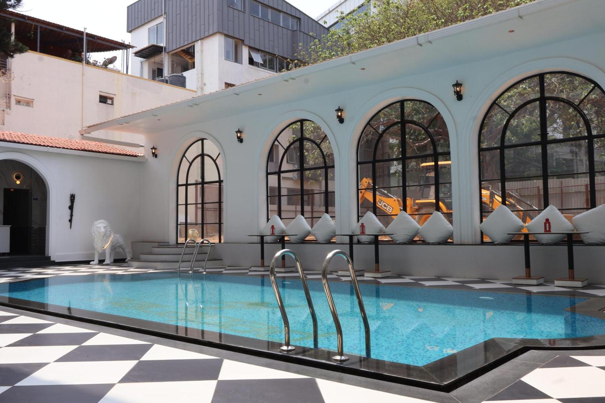 Nalapad'S Hotel Bangalore International Bagian luar foto