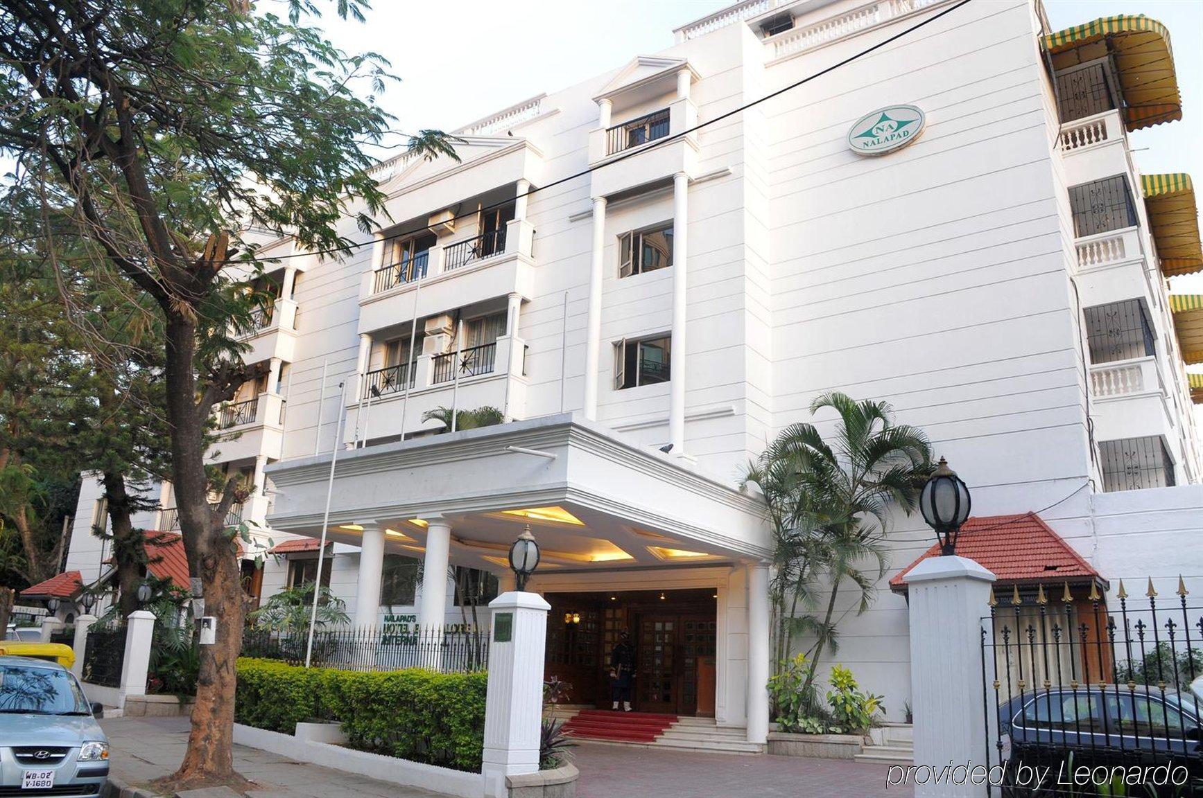 Nalapad'S Hotel Bangalore International Bagian luar foto
